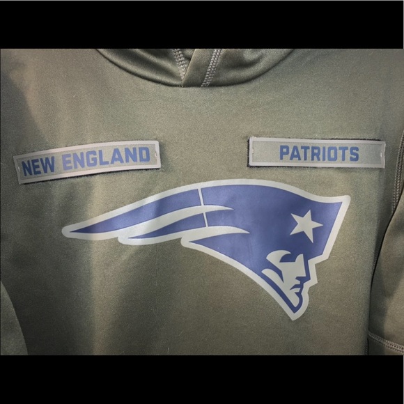 NIKE NFL Patriots SALUTE Service Hoodie YOUTH π¦ Limited Edution - Picture 2 of 8